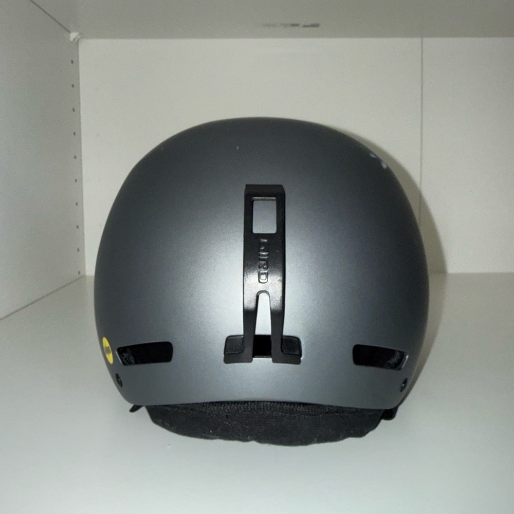 Giro MIPS Helmet in Charcoal Gray